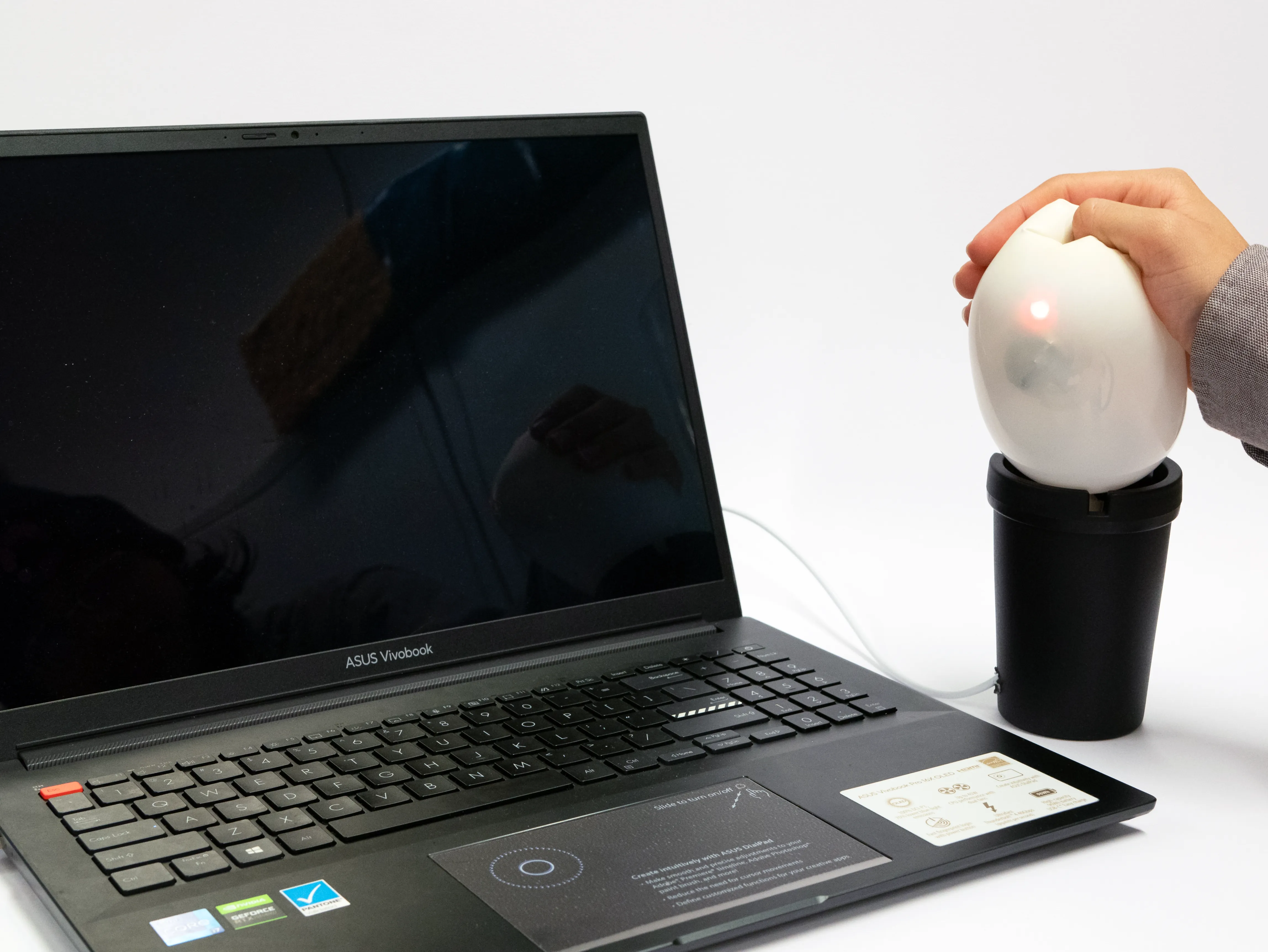 Pressure-Gesture-Controlled Lamp Using Barometer Data
